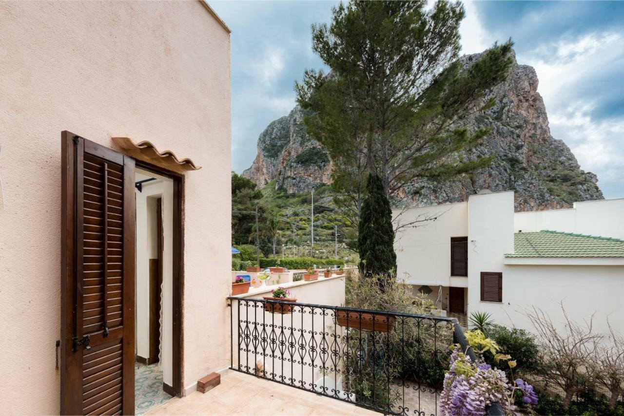 B&B Villa Il Carrubo San Vito Lo Capo Luaran gambar