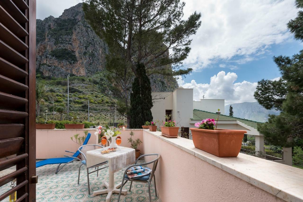 B&B Villa Il Carrubo San Vito Lo Capo Luaran gambar
