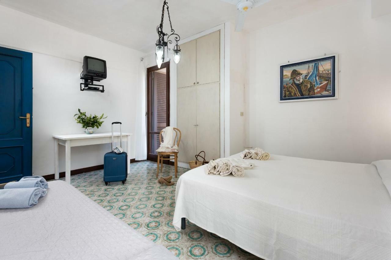 B&B Villa Il Carrubo San Vito Lo Capo Luaran gambar