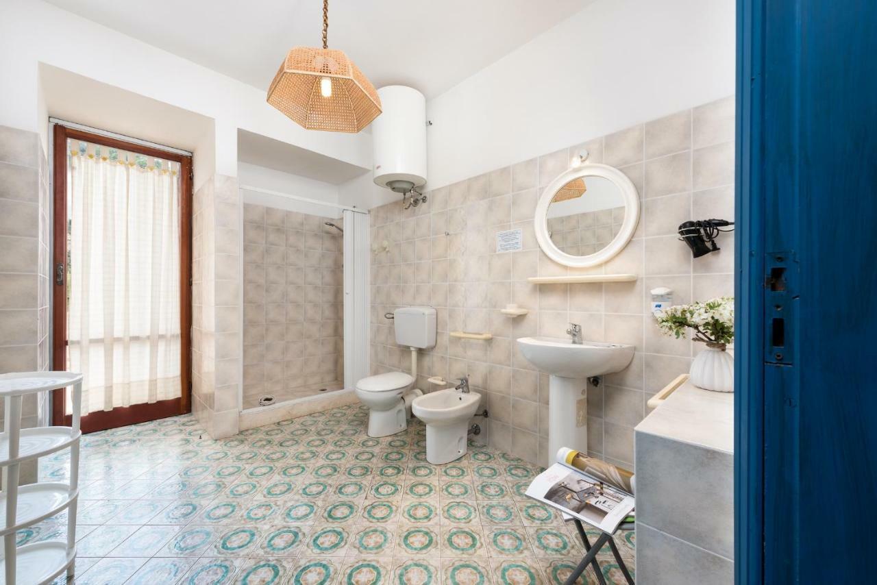 B&B Villa Il Carrubo San Vito Lo Capo Luaran gambar